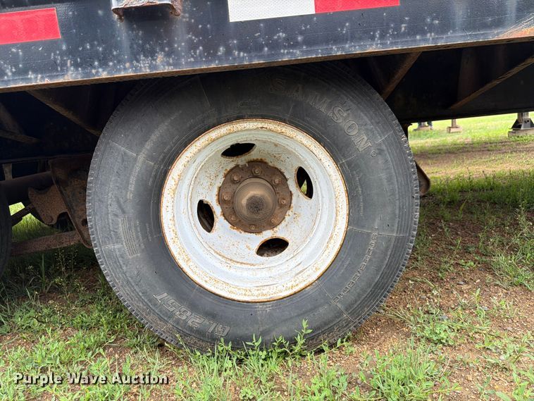 image for item FK4025 2015 Towmaster T-20 equipment trailer