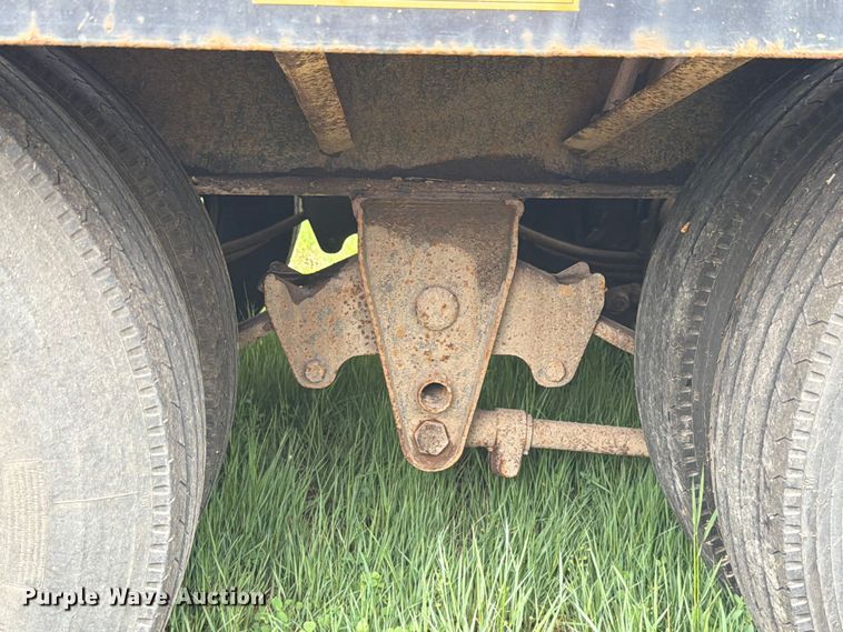 image for item FK4027 2015 Towmaster T-20 equipment trailer