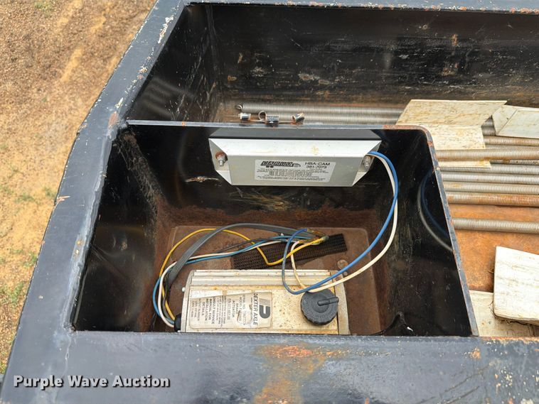 image for item FK4027 2015 Towmaster T-20 equipment trailer