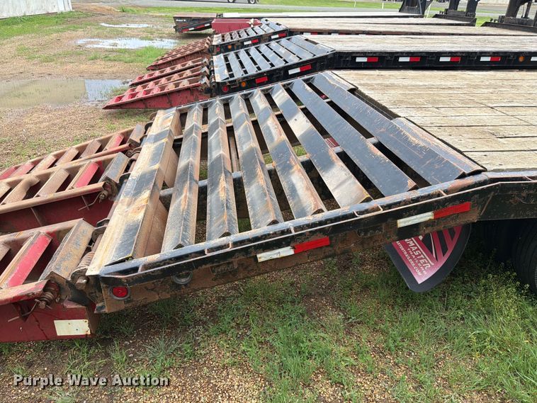 image for item FK4027 2015 Towmaster T-20 equipment trailer