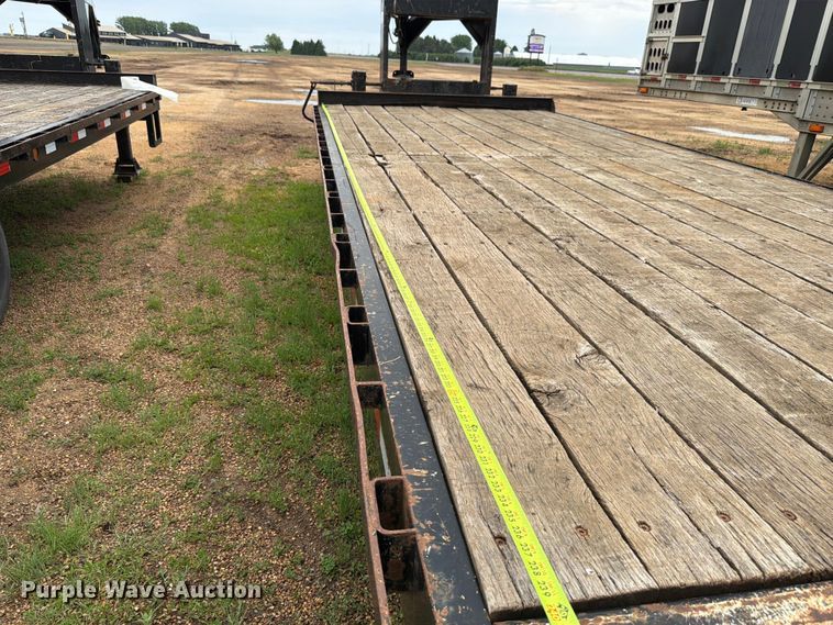 image for item FK4027 2015 Towmaster T-20 equipment trailer