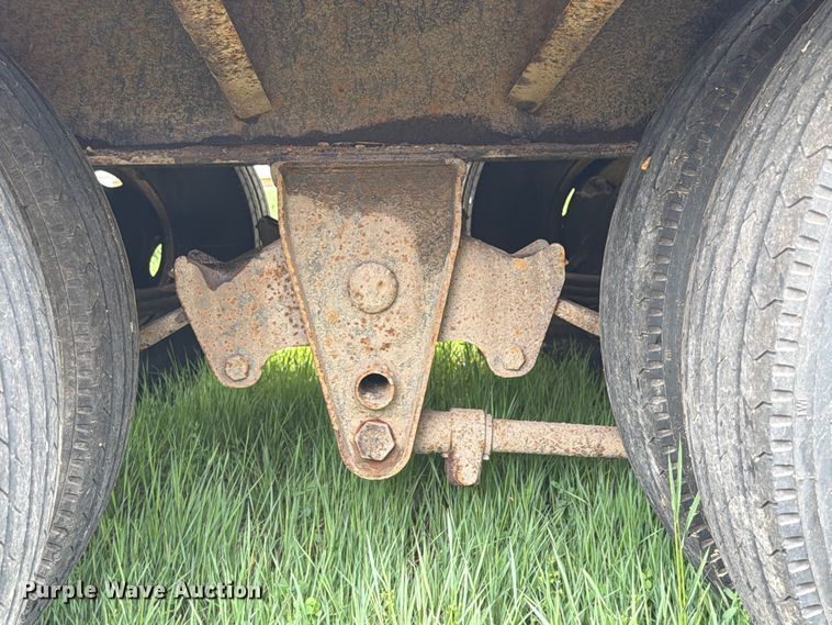 image for item FK4027 2015 Towmaster T-20 equipment trailer