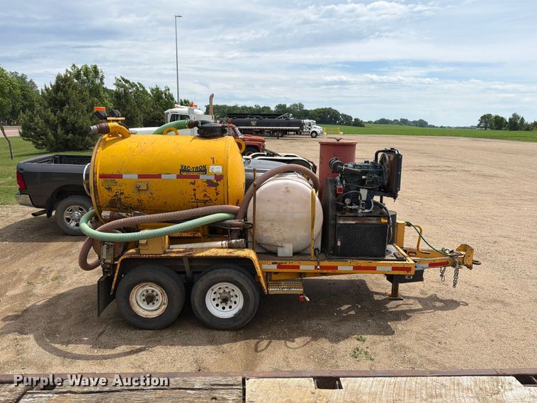 image for item FK4028 Vac-Tron vacuum excavator