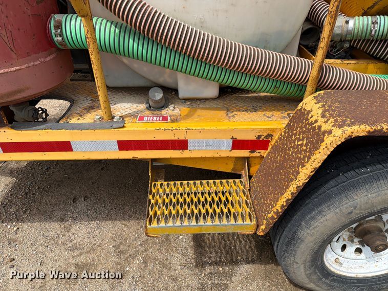 image for item FK4028 Vac-Tron vacuum excavator