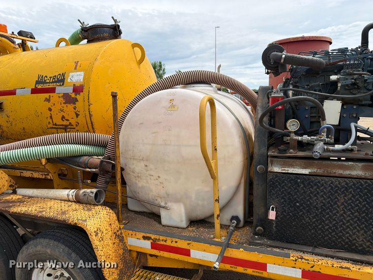 image for item FK4028 Vac-Tron vacuum excavator