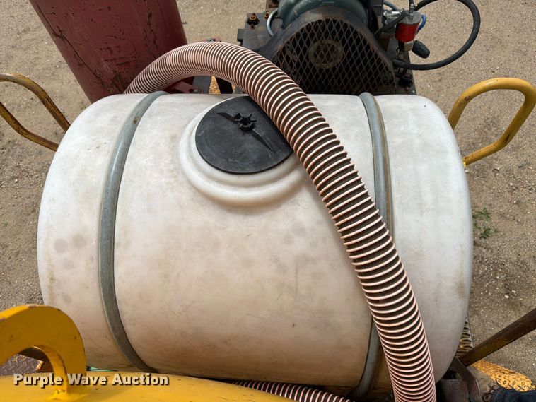 image for item FK4028 Vac-Tron vacuum excavator