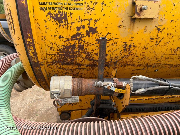 image for item FK4028 Vac-Tron vacuum excavator