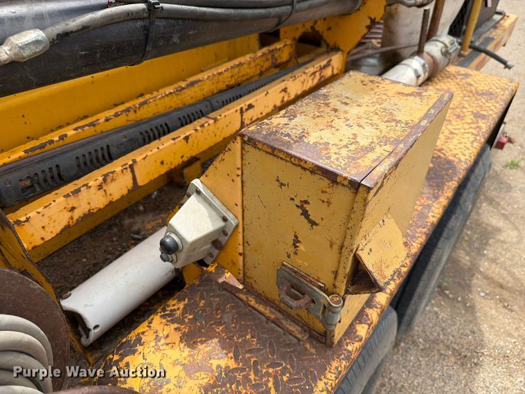 image for item FK4028 Vac-Tron vacuum excavator