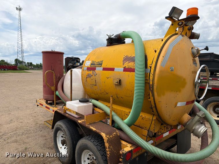 image for item FK4028 Vac-Tron vacuum excavator