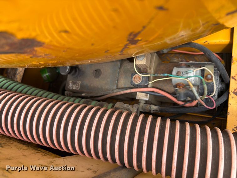 image for item FK4028 Vac-Tron vacuum excavator