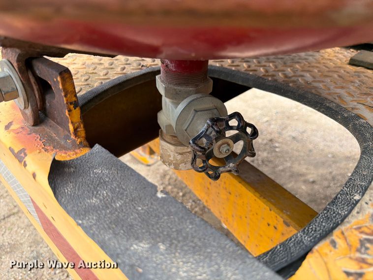 image for item FK4028 Vac-Tron vacuum excavator