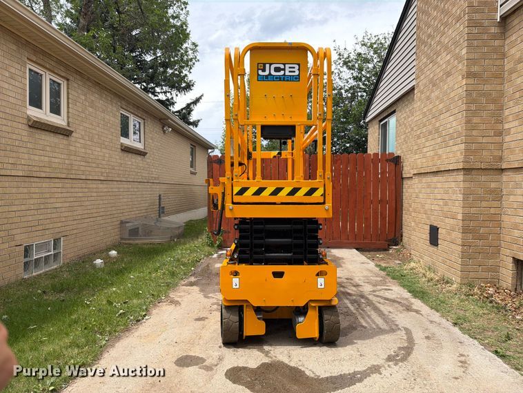 image for item FM7534 2023 JCB S1932EDRV scissor lift