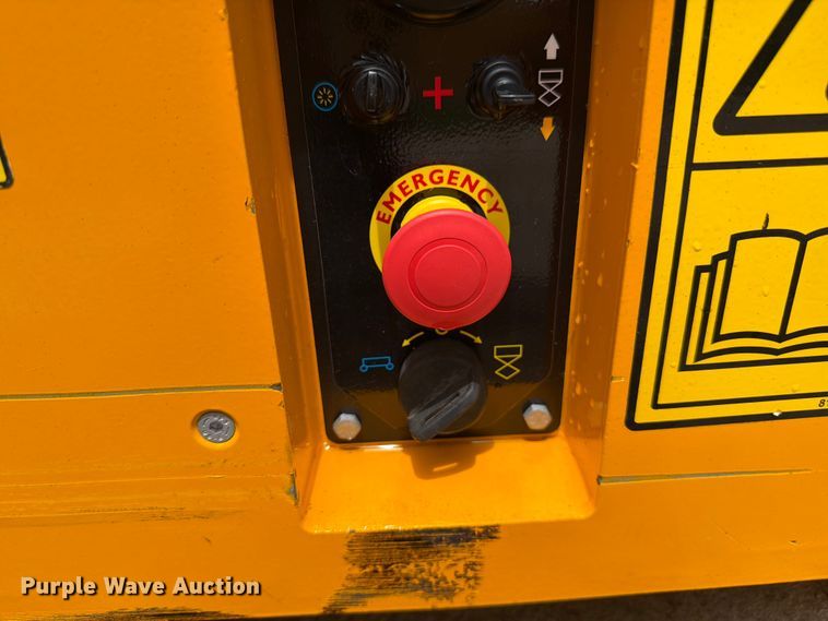 image for item FM7534 2023 JCB S1932EDRV scissor lift