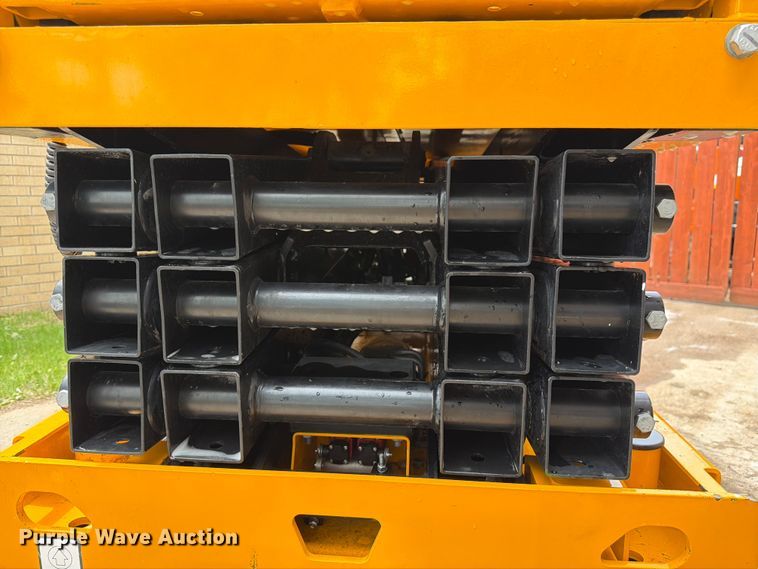 image for item FM7534 2023 JCB S1932EDRV scissor lift