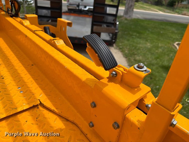 image for item FM7534 2023 JCB S1932EDRV scissor lift