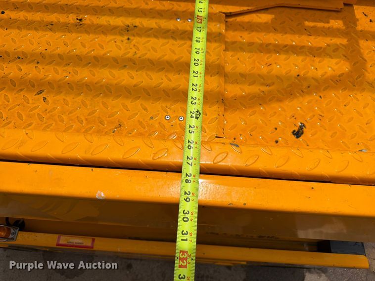 image for item FM7534 2023 JCB S1932EDRV scissor lift