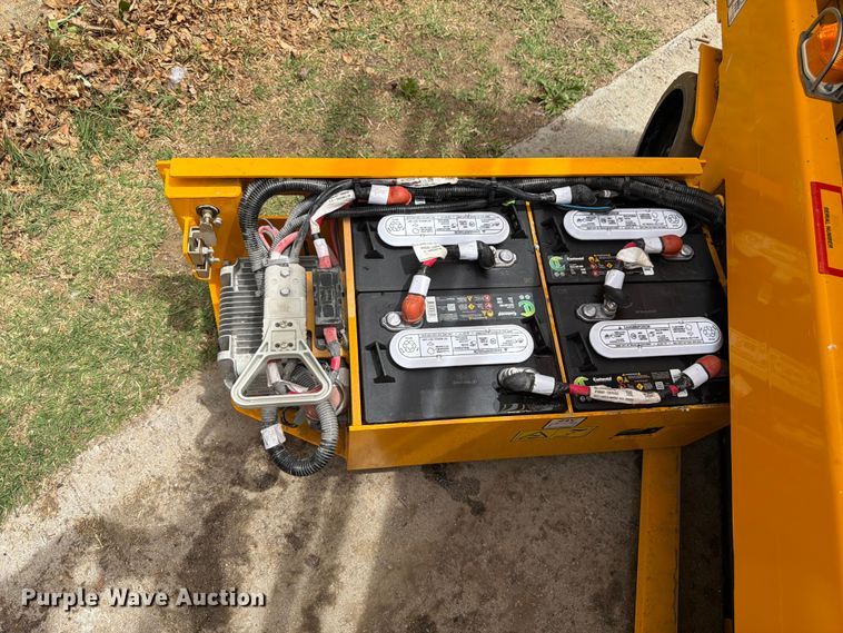 image for item FM7534 2023 JCB S1932EDRV scissor lift