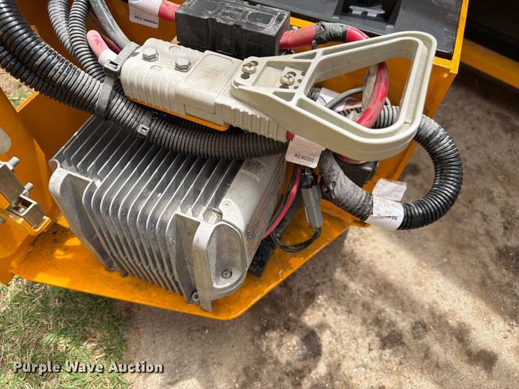 image for item FM7534 2023 JCB S1932EDRV scissor lift