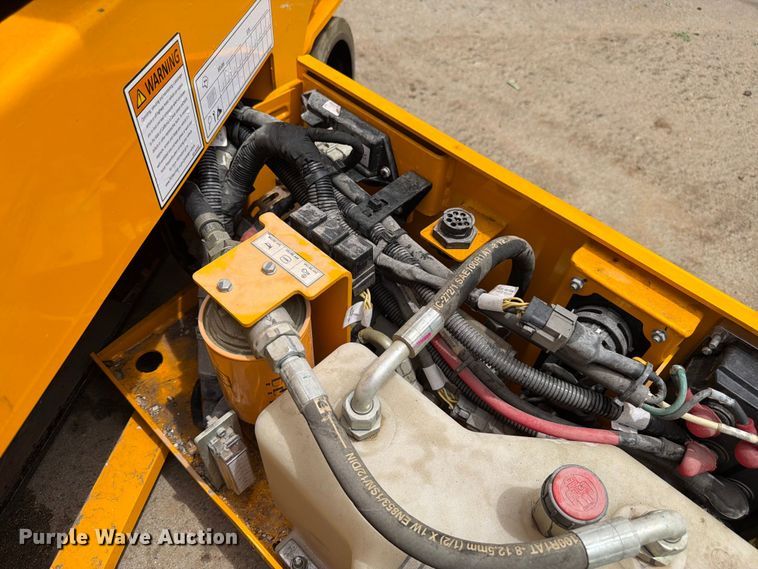 image for item FM7534 2023 JCB S1932EDRV scissor lift