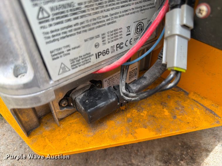 image for item FM7534 2023 JCB S1932EDRV scissor lift