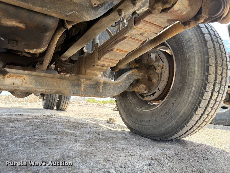 image for item FM7537 2001 Freightliner FL70 dump truck