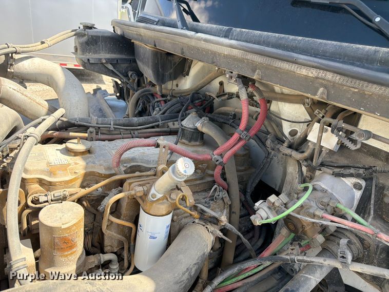 image for item FM7537 2001 Freightliner FL70 dump truck