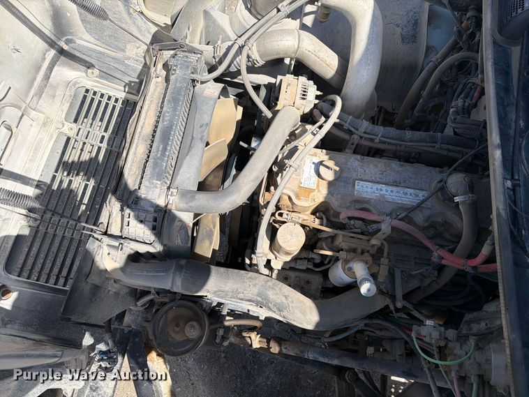 image for item FM7537 2001 Freightliner FL70 dump truck
