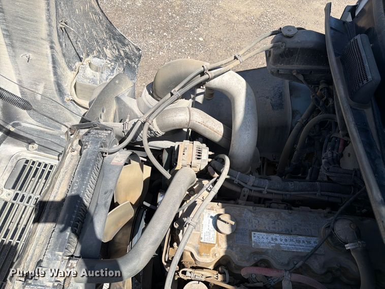 image for item FM7537 2001 Freightliner FL70 dump truck