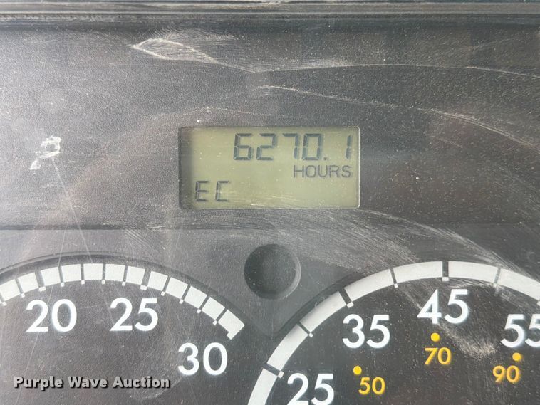 image for item FM7537 2001 Freightliner FL70 dump truck