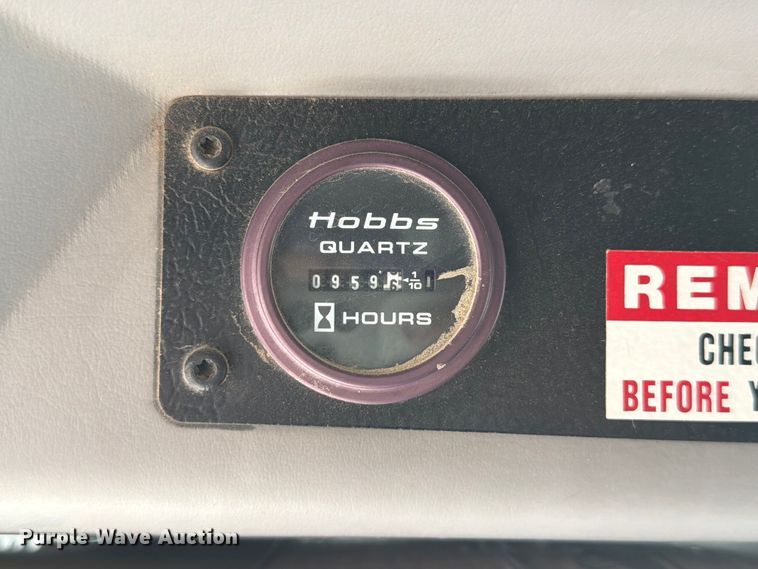 image for item FM7537 2001 Freightliner FL70 dump truck