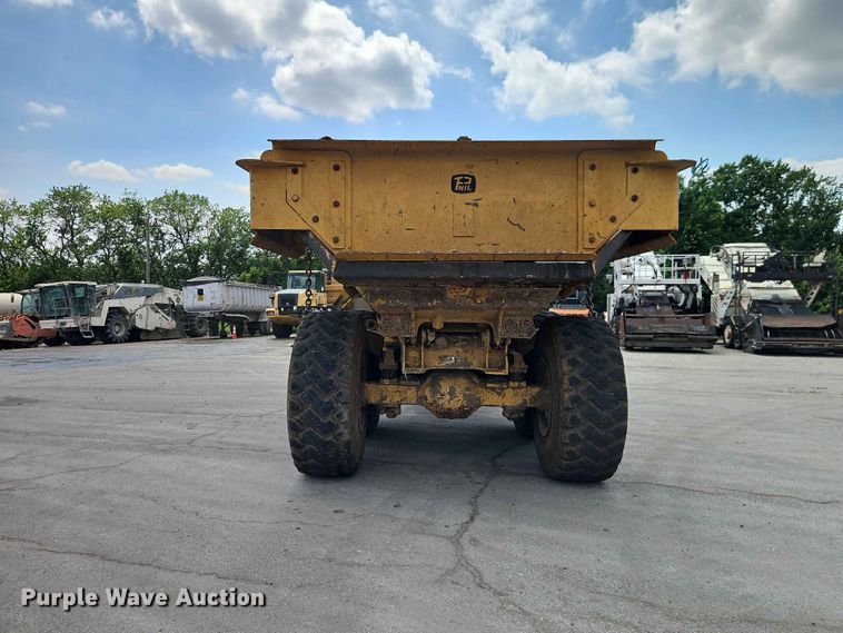 image for item FN5692 2007 John Deere 300D articulated haul truck