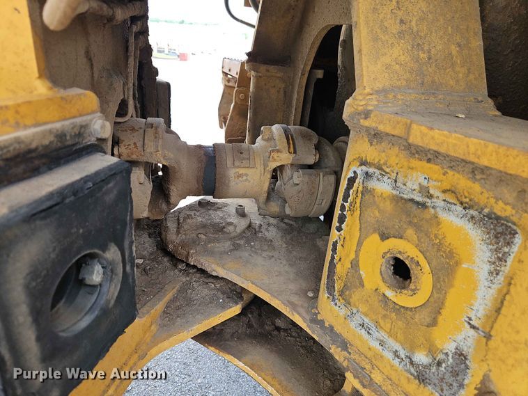 image for item FN5692 2007 John Deere 300D articulated haul truck