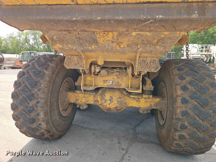 image for item FN5692 2007 John Deere 300D articulated haul truck