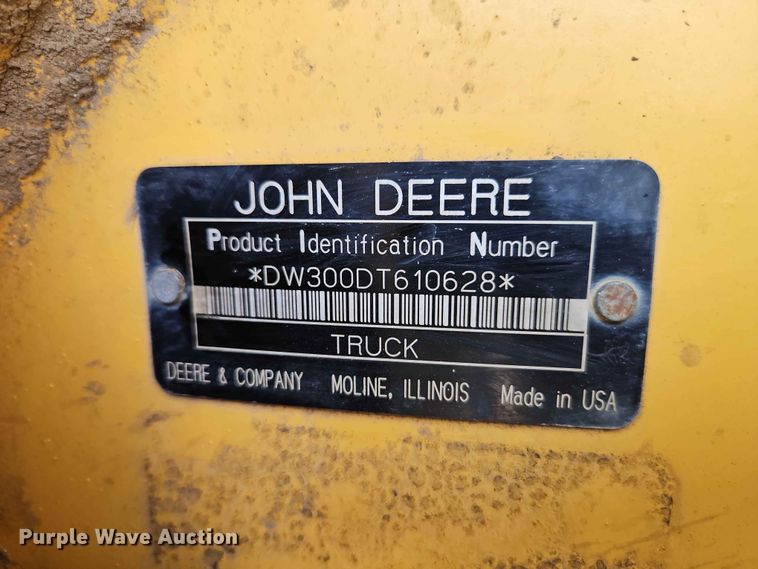 image for item FN5692 2007 John Deere 300D articulated haul truck