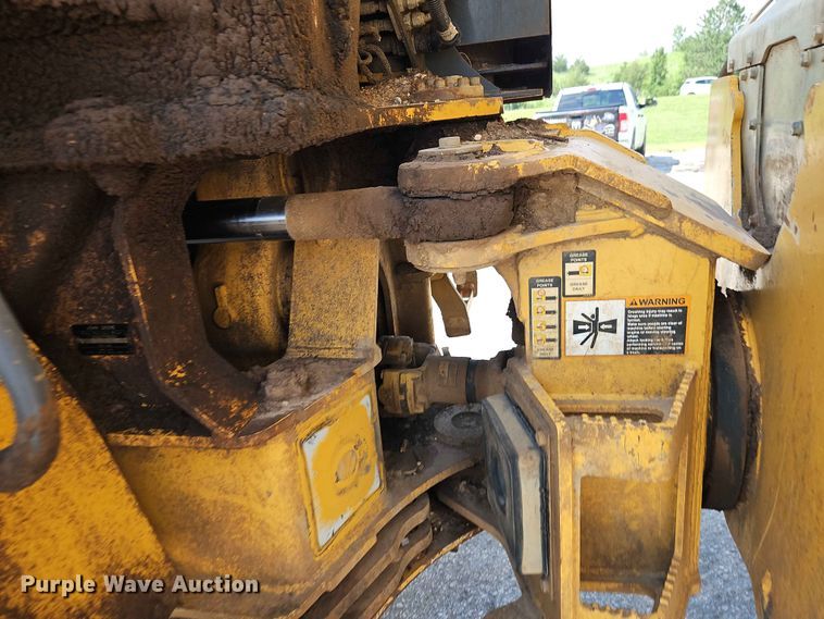image for item FN5693 2015 John Deere 300D Series II articulated haul truck