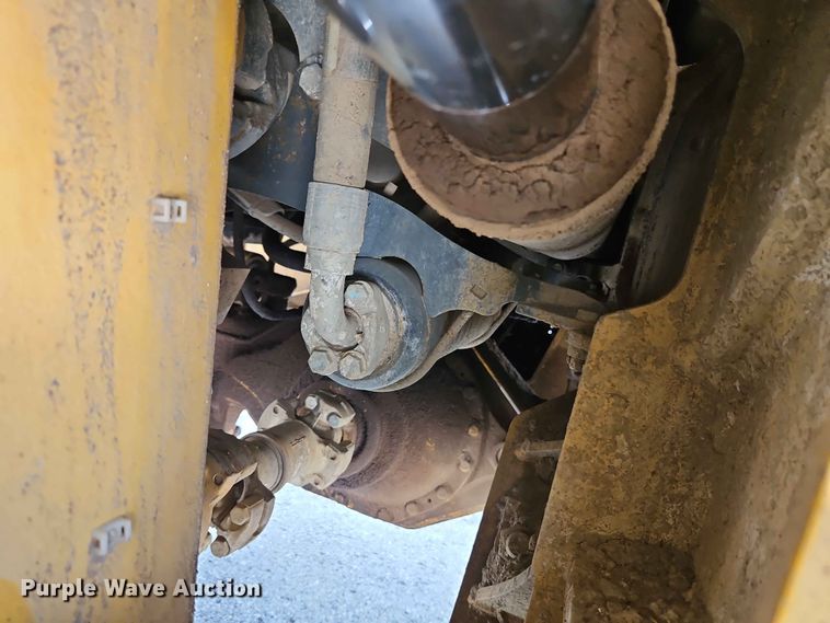 image for item FN5693 2015 John Deere 300D Series II articulated haul truck