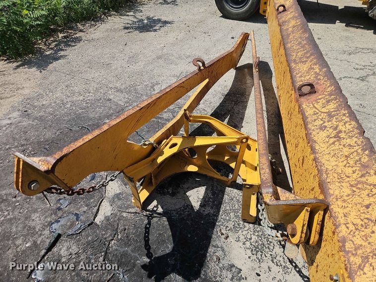 image for item FN5693 2015 John Deere 300D Series II articulated haul truck