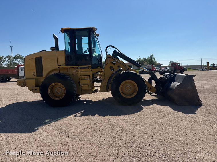 image for item NA9366 2005 Caterpillar 930G Wheel loader