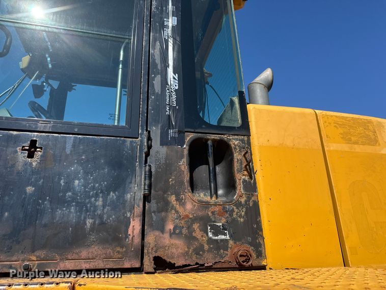 image for item NA9366 2005 Caterpillar 930G Wheel loader