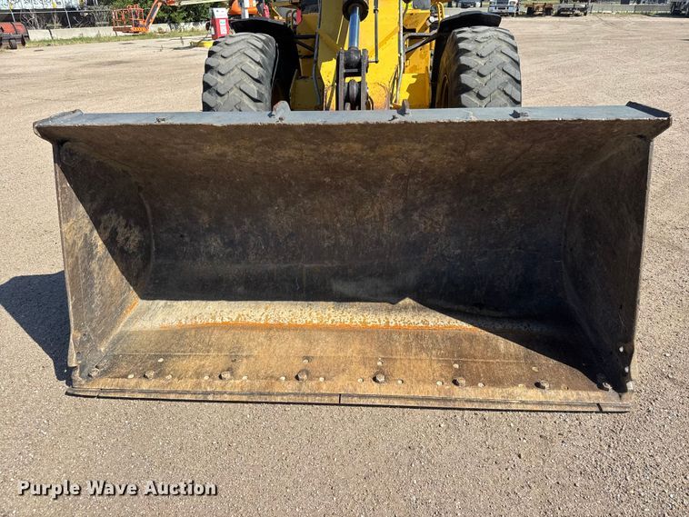 image for item NA9366 2005 Caterpillar 930G Wheel loader