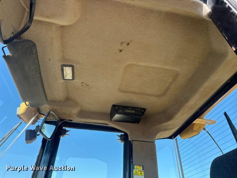 image for item NA9366 2005 Caterpillar 930G Wheel loader