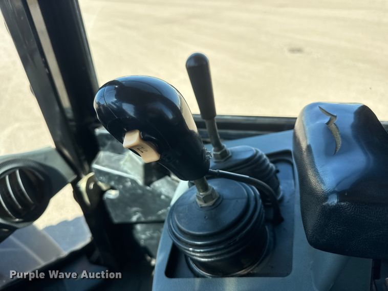 image for item NA9366 2005 Caterpillar 930G Wheel loader
