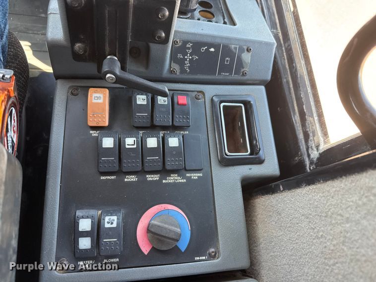 image for item NA9366 2005 Caterpillar 930G Wheel loader