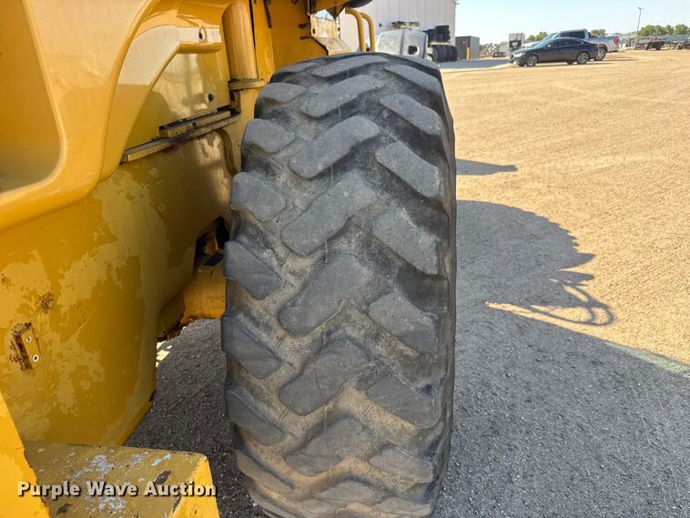 image for item NA9366 2005 Caterpillar 930G Wheel loader
