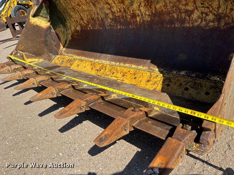 image for item NA9366 2005 Caterpillar 930G Wheel loader