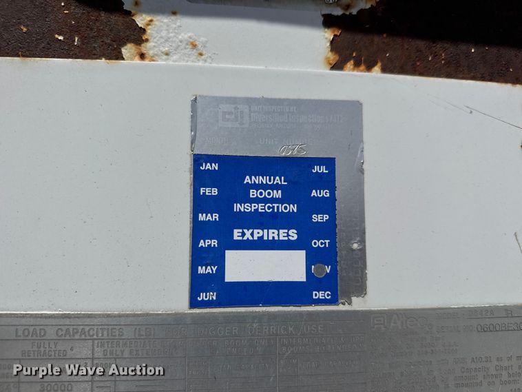 image for item NA9367 2001 Freightliner FL70 bucket truck
