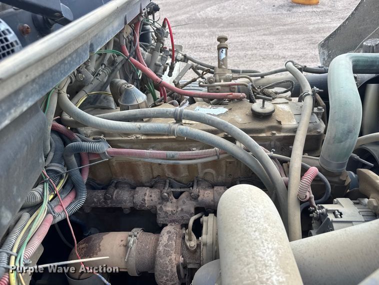 image for item NA9367 2001 Freightliner FL70 bucket truck