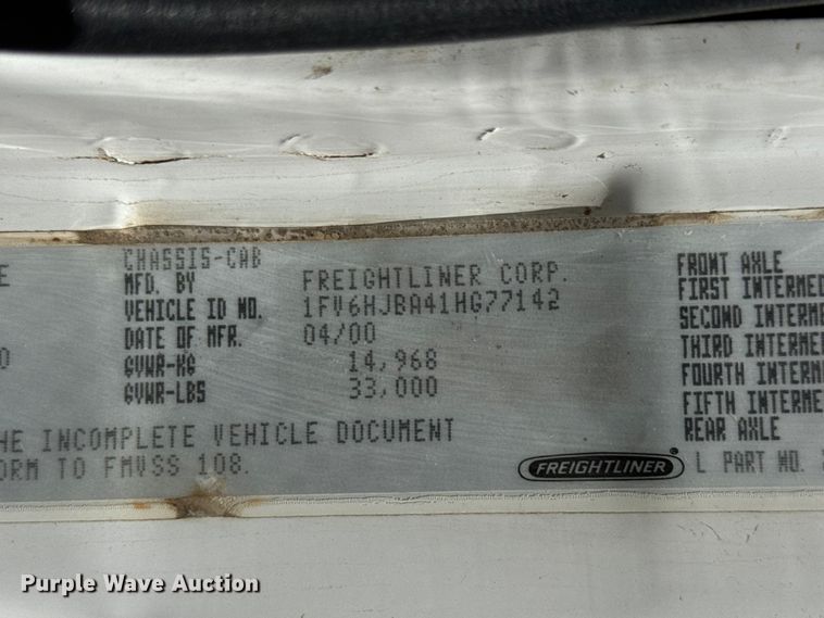image for item NA9367 2001 Freightliner FL70 bucket truck