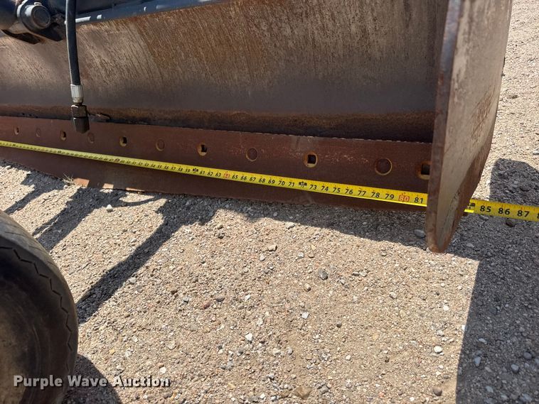 image for item NA9369 Bobcat skid steer box blade