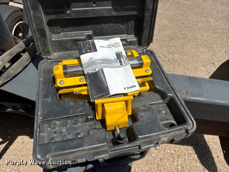 image for item NA9369 Bobcat skid steer box blade